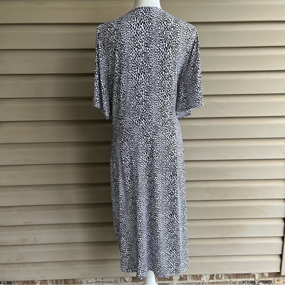 •Madison• NWT Animal Print Faux Wrap Dress - Size 3X - Picture 7 of 11